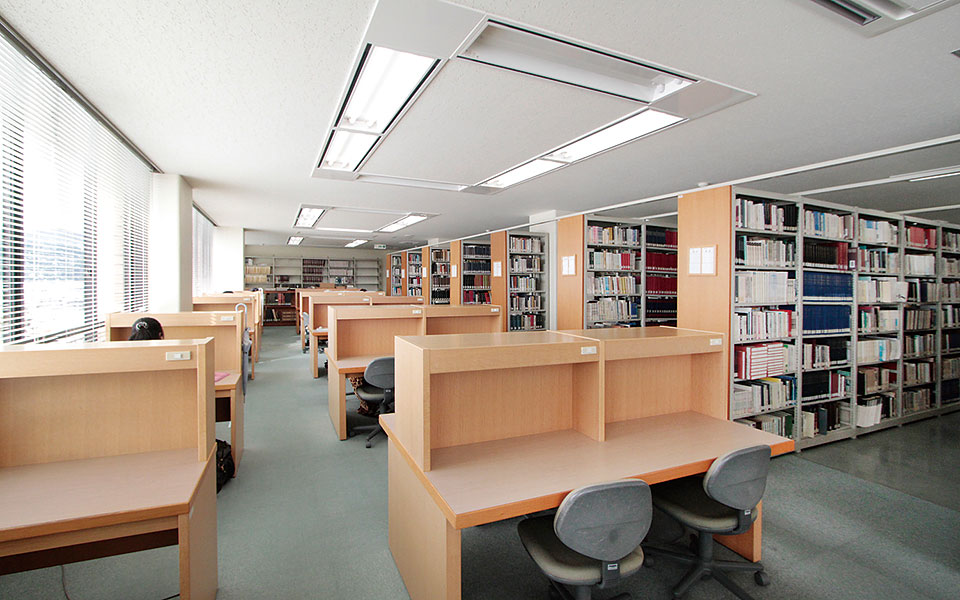 附属図書館